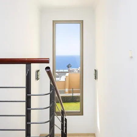 Con Vistas Al Mar En